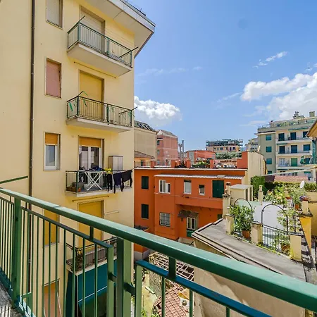 Guesthost - Cozy Flat In The Heart Of * Рапалло
