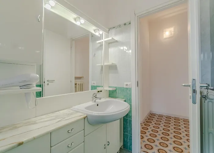 Guesthost - Cozy Flat In The Heart Of 公寓