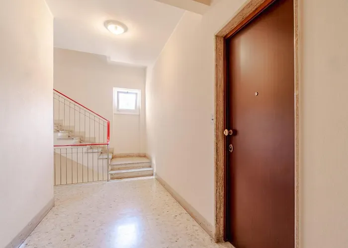 Διαμέρισμα Guesthost - Cozy Flat In The Heart Of